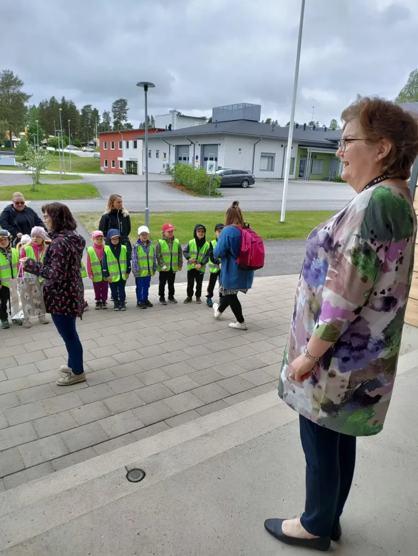 Kiitokset yhteisistä vuosista – eläköityvän Helena Hynysen terveiset